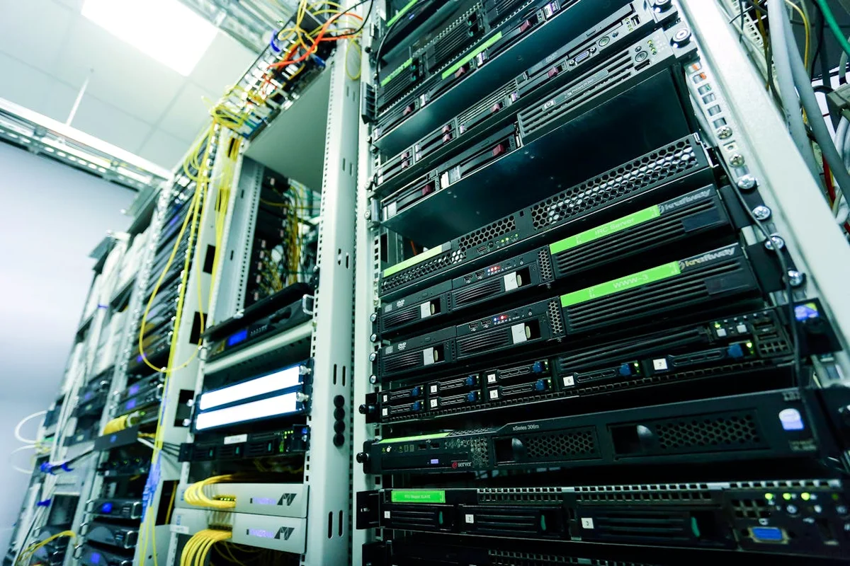 LiteSpeed vs Apache vs Nginx: How Your Server Software Affects Speed